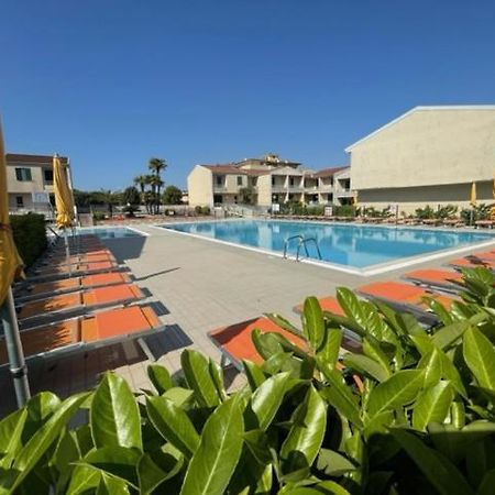 Apartament With Swimming Pool Apartment Caorle Exterior photo